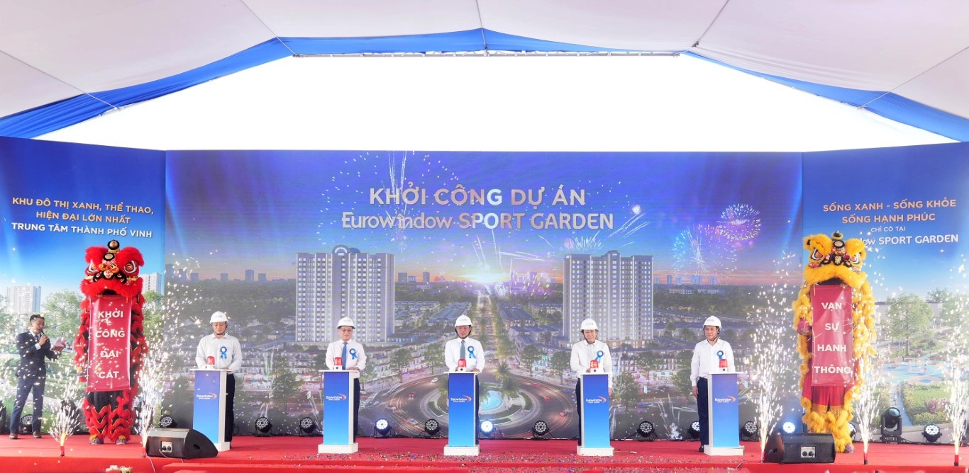 anh-1-nghi-thuc-bam-nut-khoi-cong-du-an-eurowindow-sport-garden-1